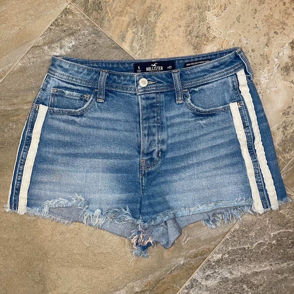 Hollister jean shorts
